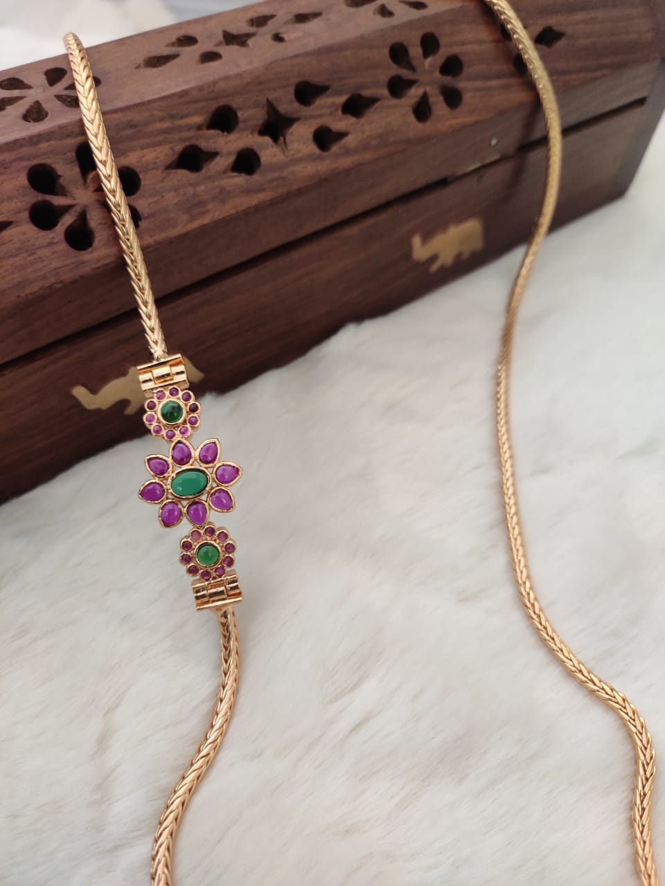 Microplated Red and Green Flower Kemp Stone Mogappu Chain