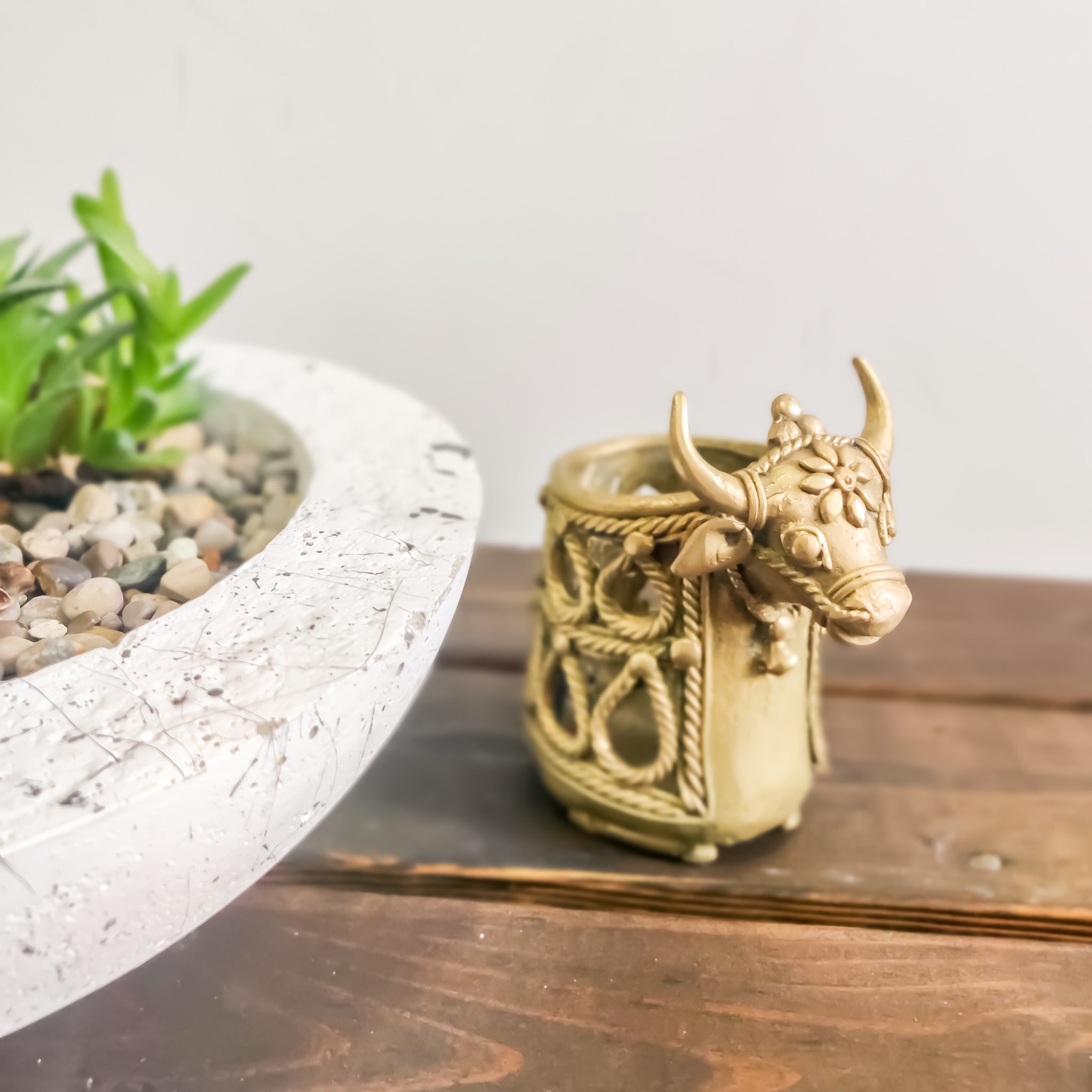 Brass Bull Pen Stand