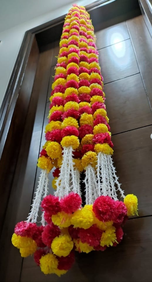 Set of 5 - 5ft Marigold Strings Pinkish Orange and Yellow Marigold with Lily Tessals