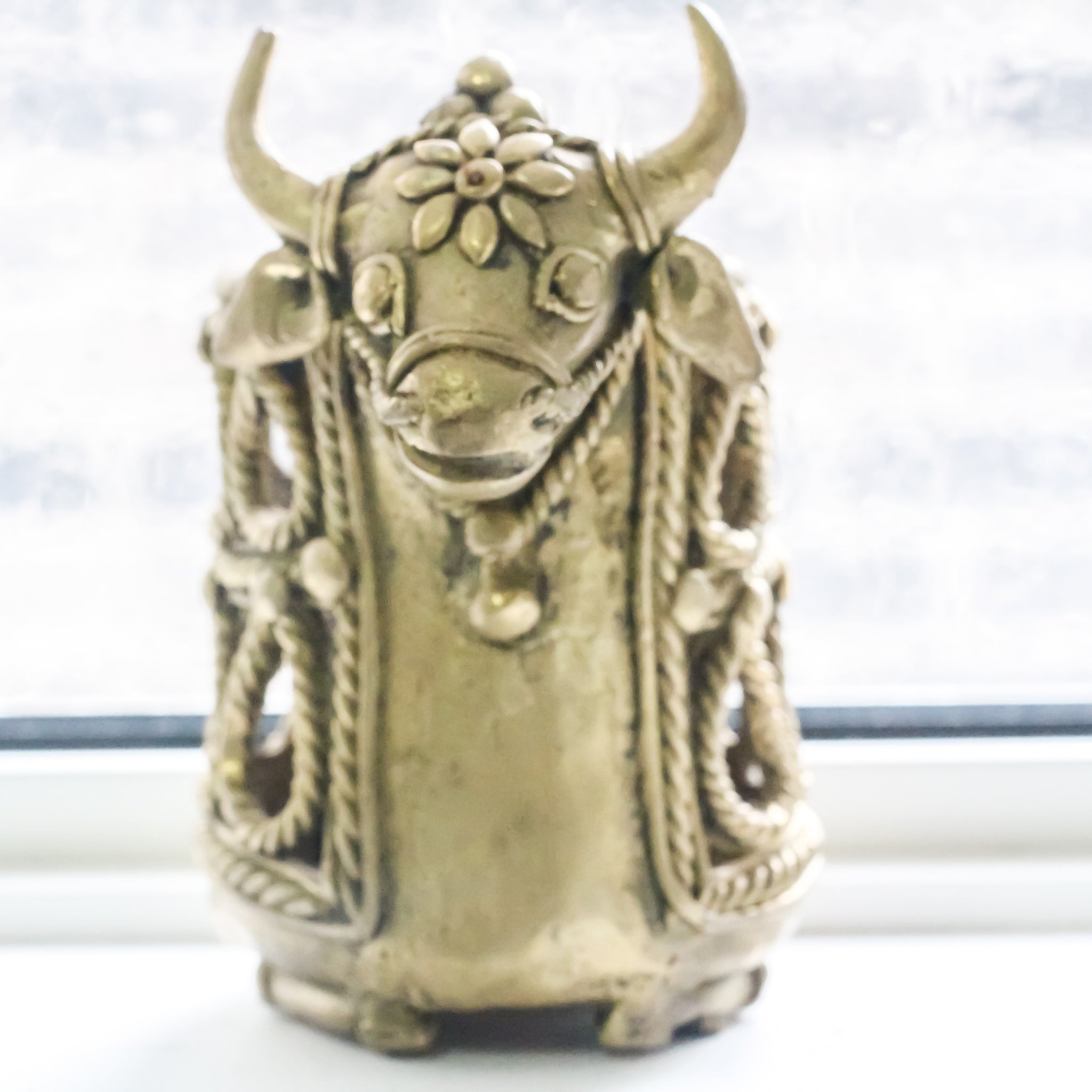 Brass Bull Pen Stand
