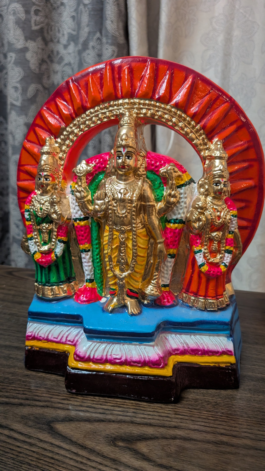 Brahmotsavam Set is a grand and exquisitely handcrafted paper mache collection depicting the sacred Brahmotsavam festival procession central to South Indian temple tradition
