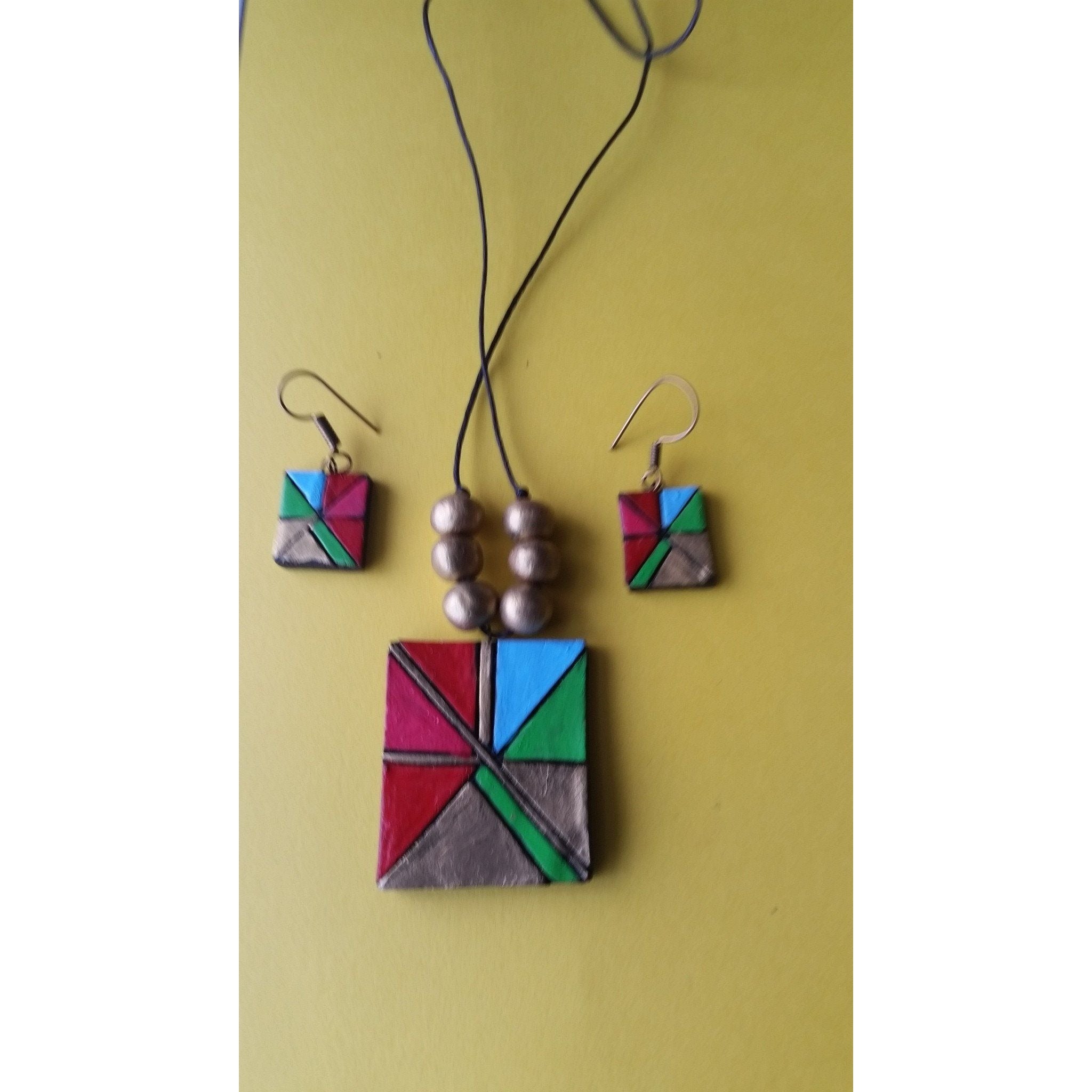 Handmade Terracotta Pendant Chain Set