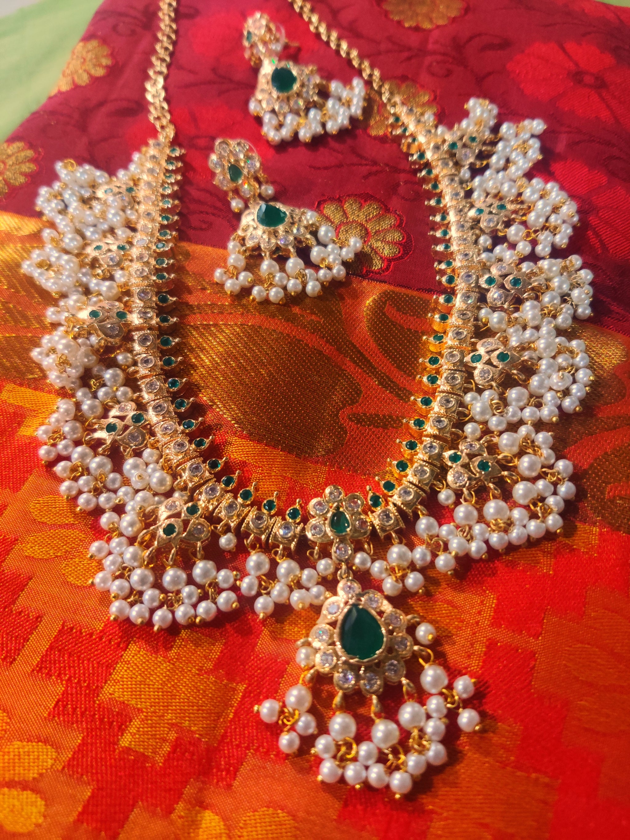 Gungru Guttupulasu Necklace with White Green AD Stones And Matching Earrings