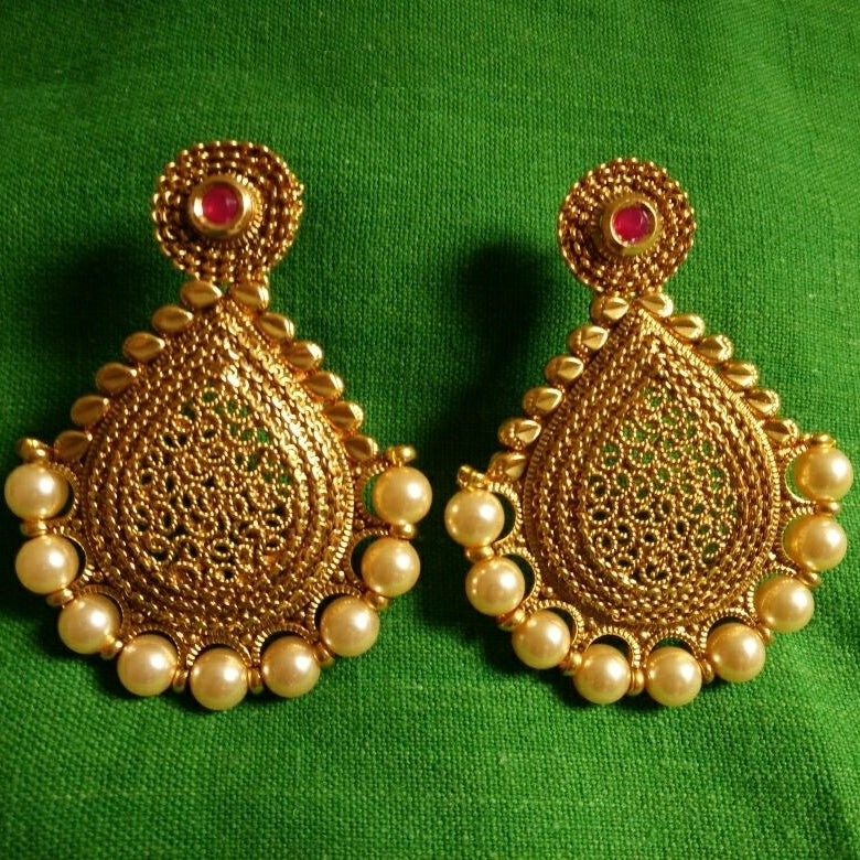 Big Pan Shaped Earrings with Pearl Beads