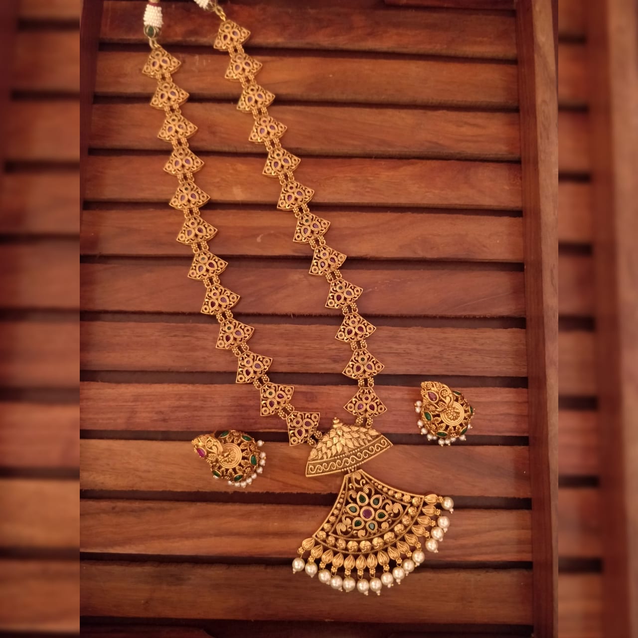Matte Finish Unique Designer Long Necklace Haar Aaram Set with Jhumka