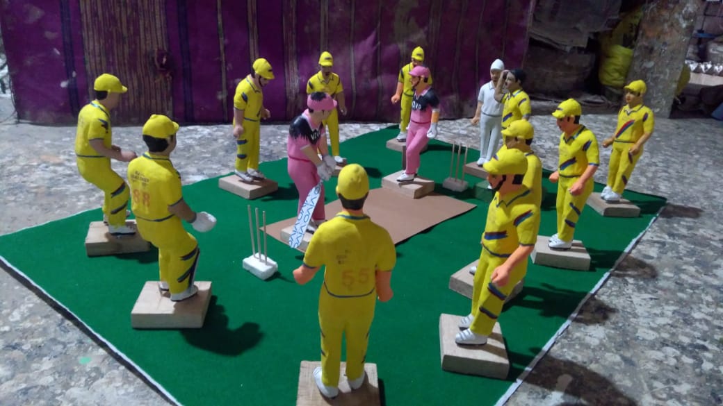 Cricket Set Golu Dolls / Golu Bommai / Bommulu